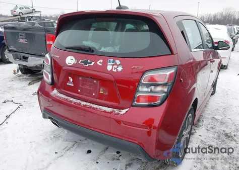 2020 Chevrolet Sonic Fwd Lt 5-Door из США, поврежденный, VIN 1G1JD6SBXL4134949